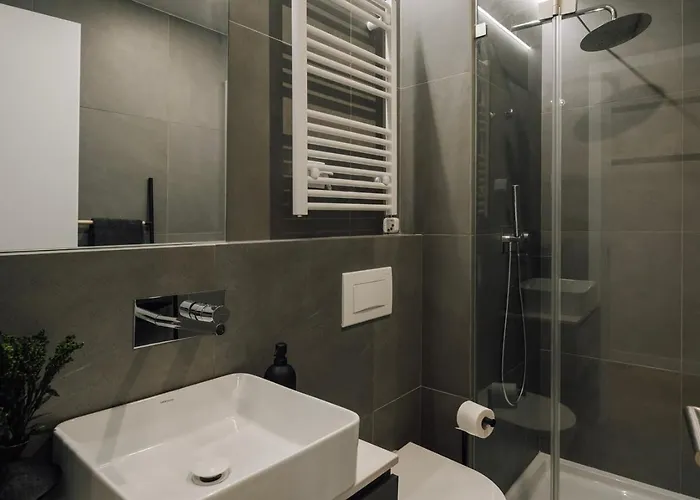 Апартаменты Biel - 2 Bedrooms, Pool And Parking In Arroios