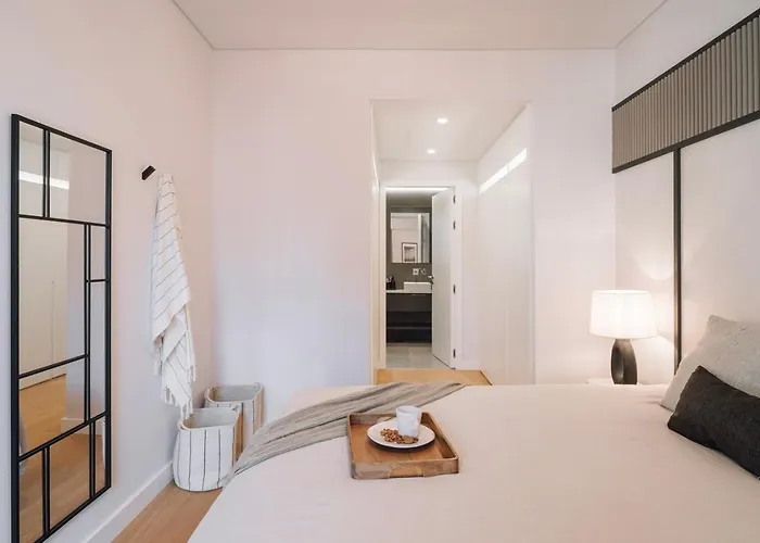 Biel - 2 Bedrooms, Pool And Parking In Arroios Апартаменты Лиссабон