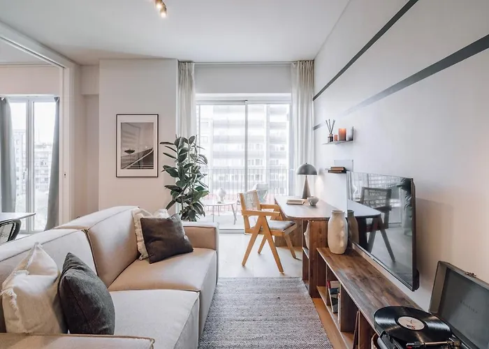 Biel - 2 Bedrooms, Pool And Parking In Arroios Апартаменты *