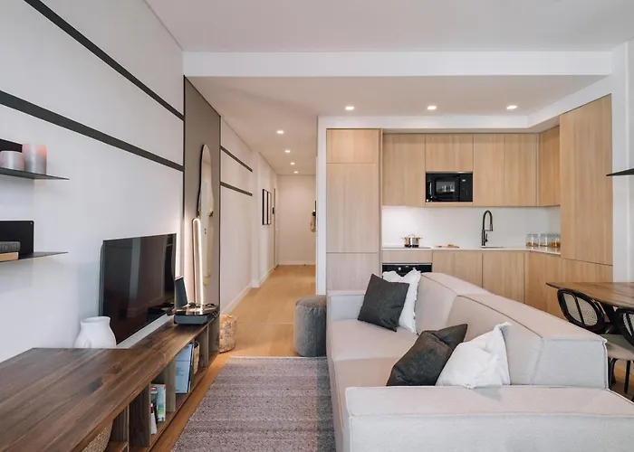 Biel - 2 Bedrooms, Pool And Parking In Arroios Лиссабон